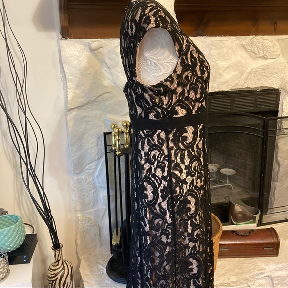 MSK BLACK LACE EVENING GOWN DRESS SIZE 8 - Picture 5 of 8